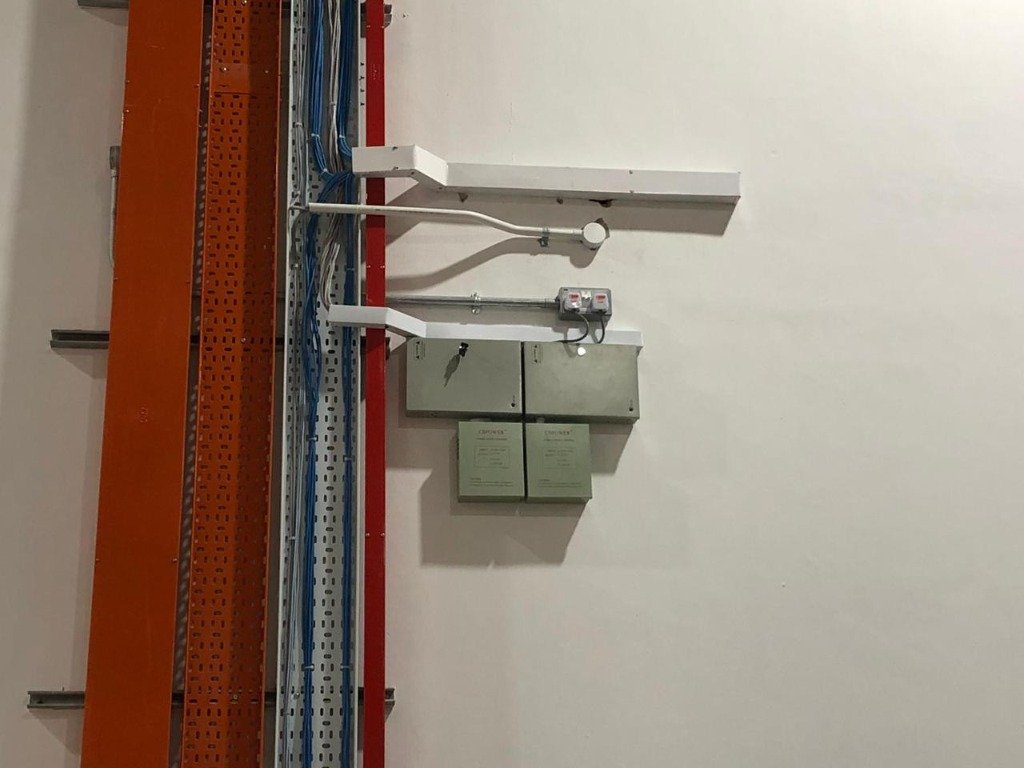 Industrial Cable Tray & Distribution Hubs